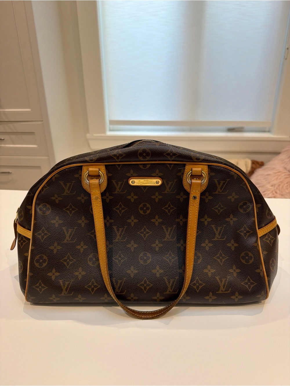 Authentic Louis Vuitton Monogram Canvas Shoulder Louis  Montorgueil